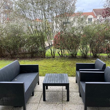 1 Bedroom With Garden, Train Station, Disneyland, Val D'Europe Bussy-Saint-Georges Extérieur photo